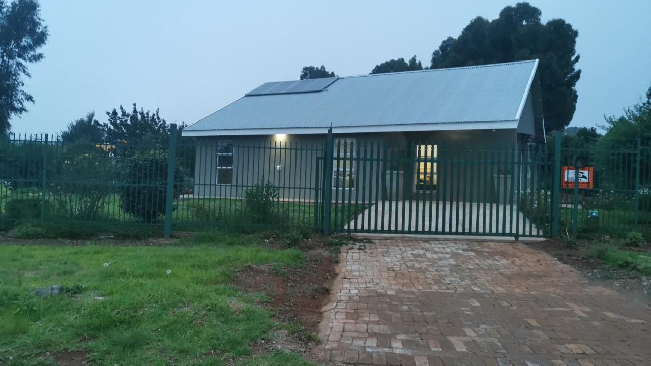 Sirimiri Cottage Dullstroom Ngoại thất bức ảnh